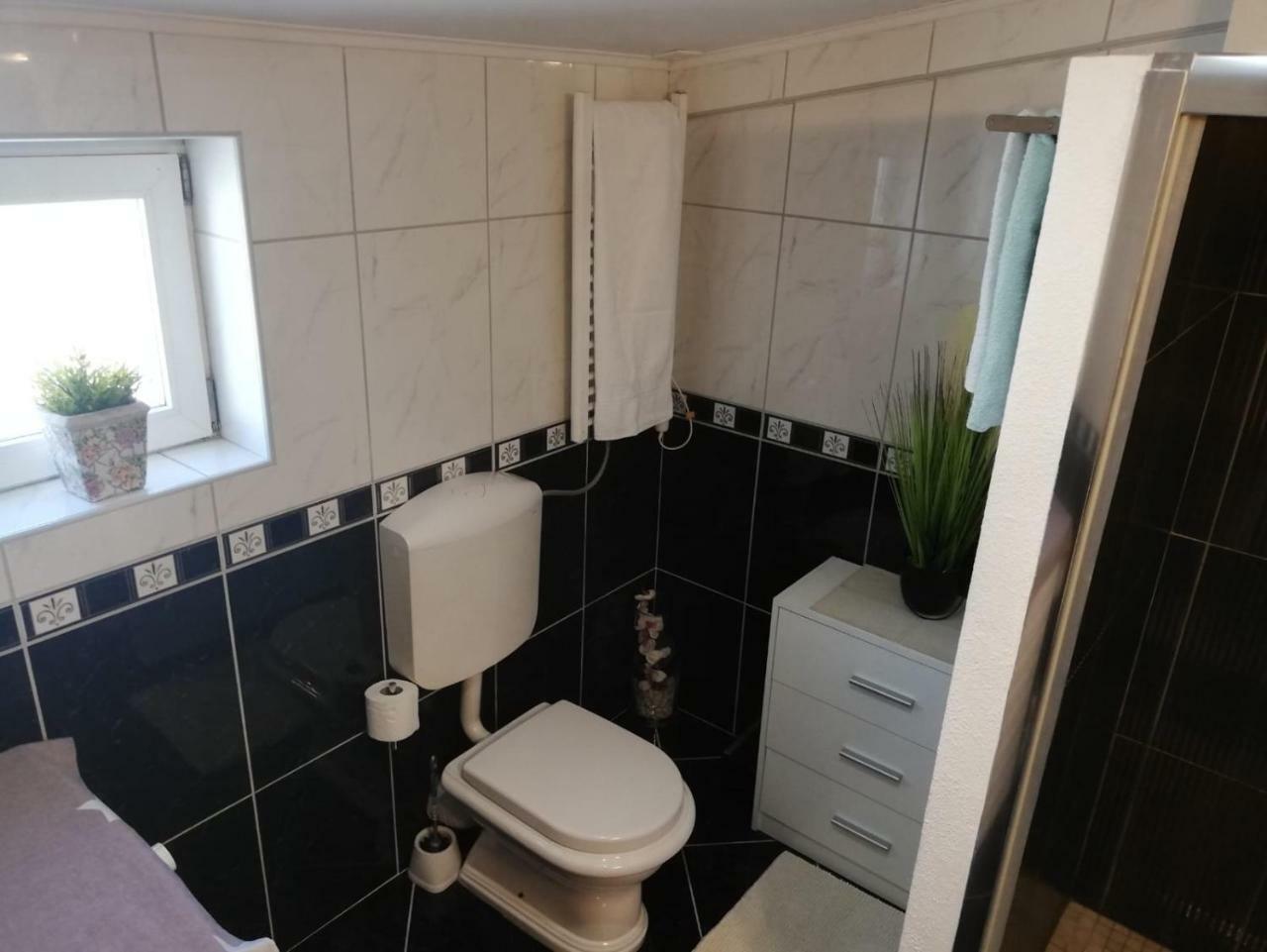 Apartment Silvija Makarska Eksteriør bilde